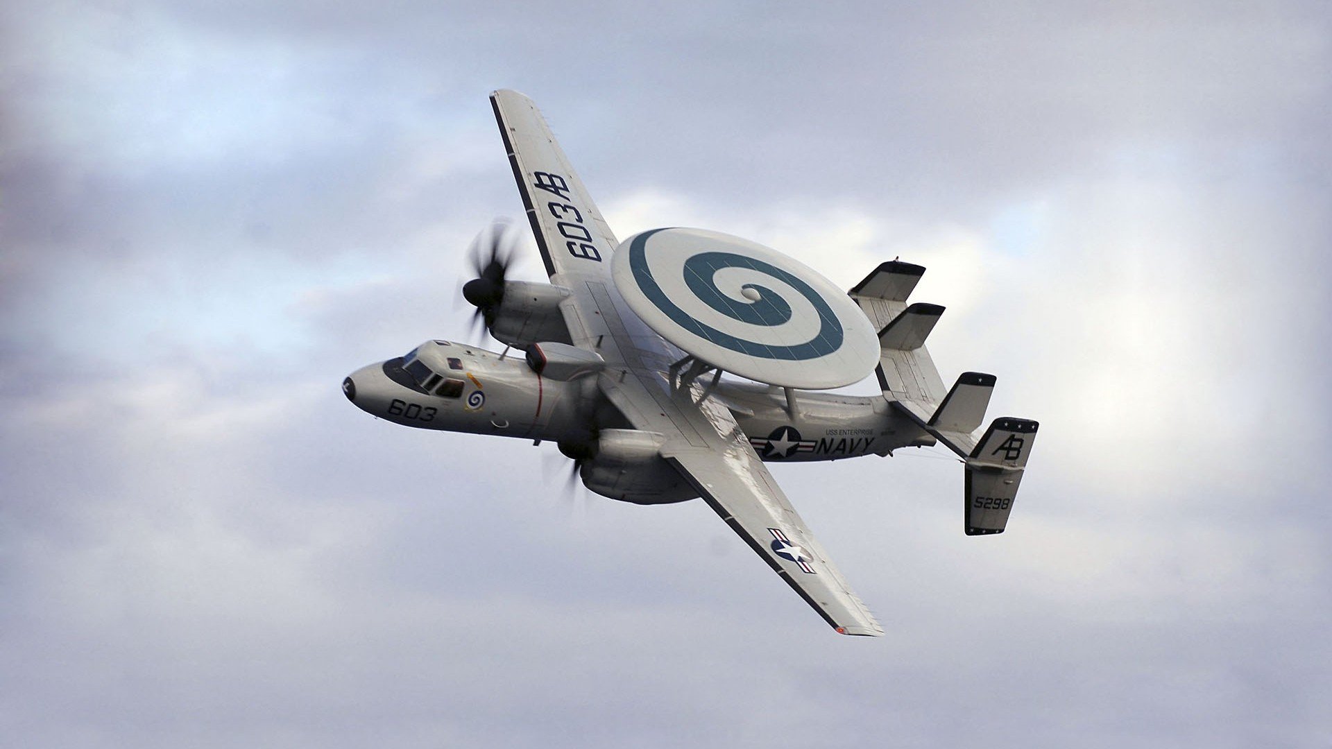 _社区激战:居民参与的邻里网球比赛_,社区网格邻里活动