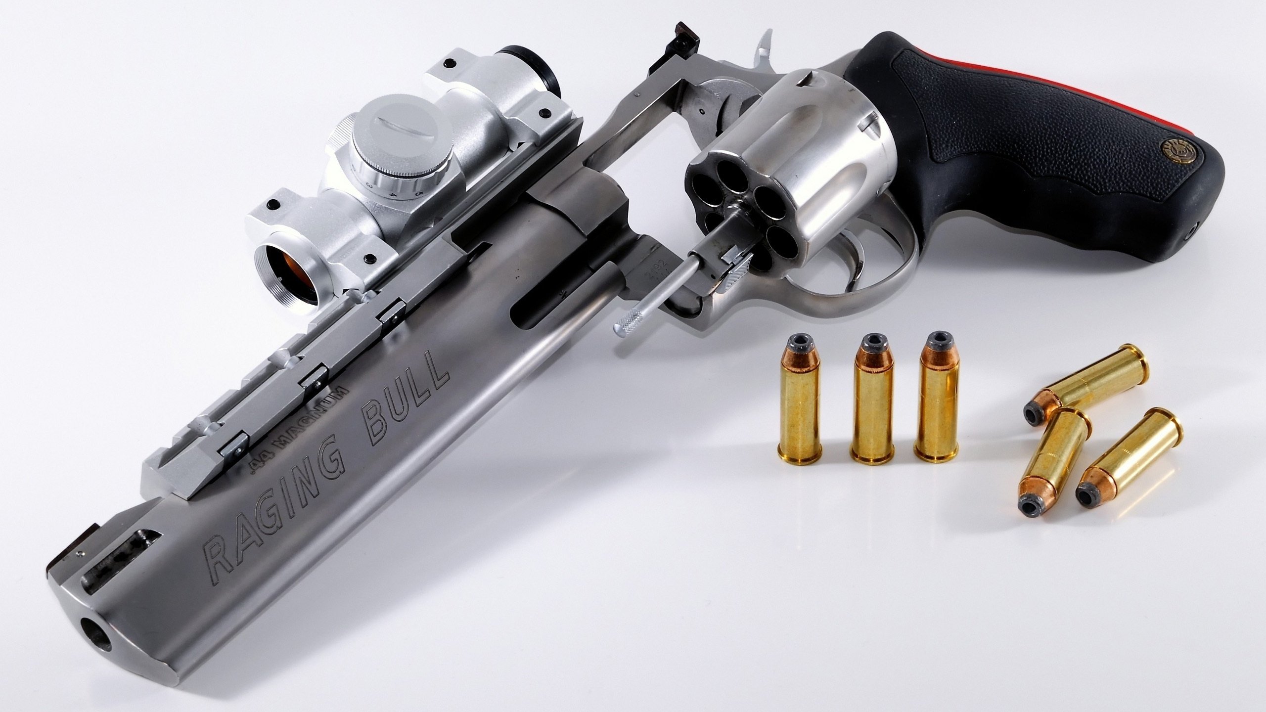 TL与知名品牌联合推出电竞服饰,t rex电竞官网