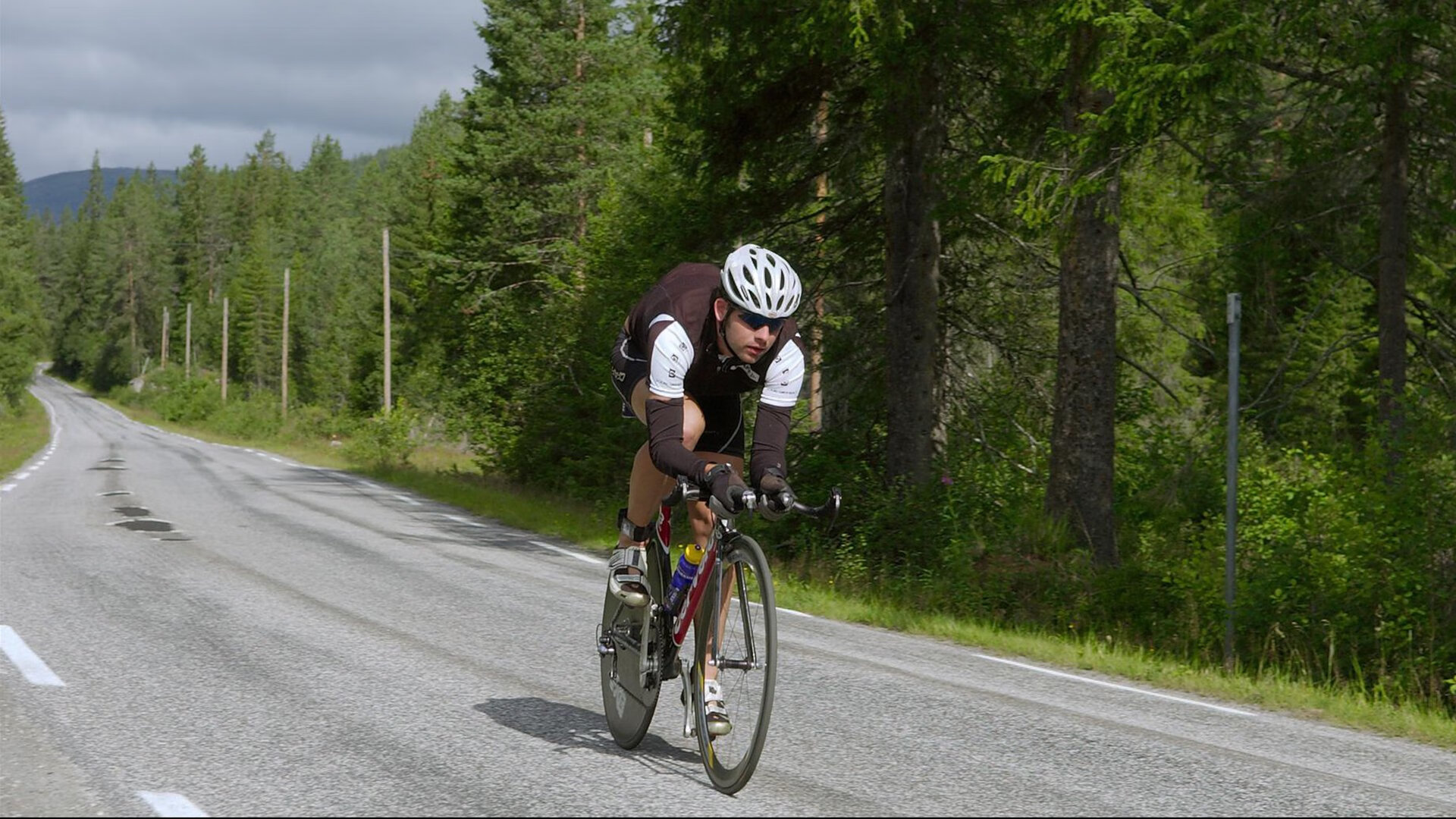 九游娱乐官网 (jiuyou)-激烈马术耐力赛长途追逐引发热潮，耐力马怎么训练