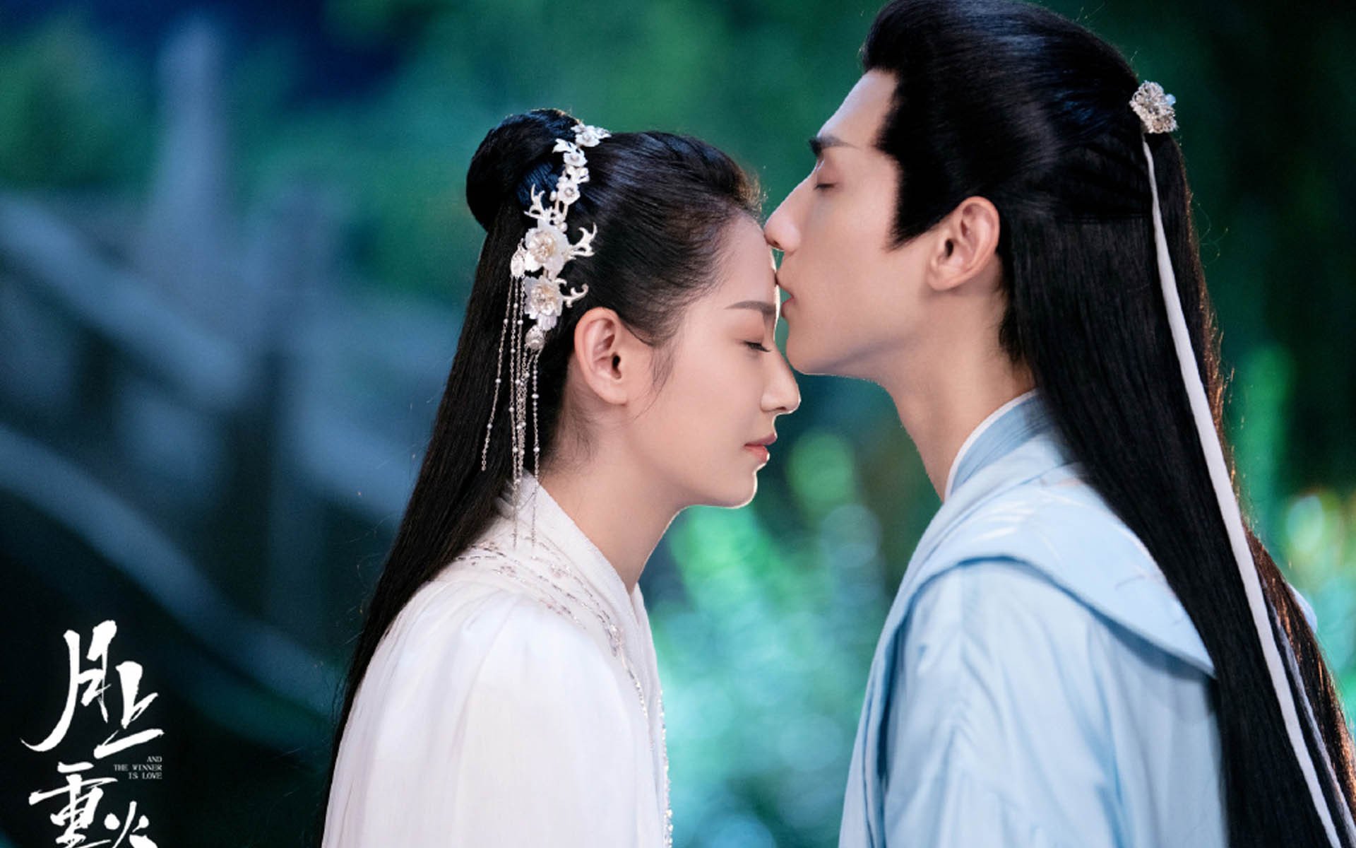 女子足球推广活动深入校园激发学生参与热情,以某大学推广足球活动为主题的简报