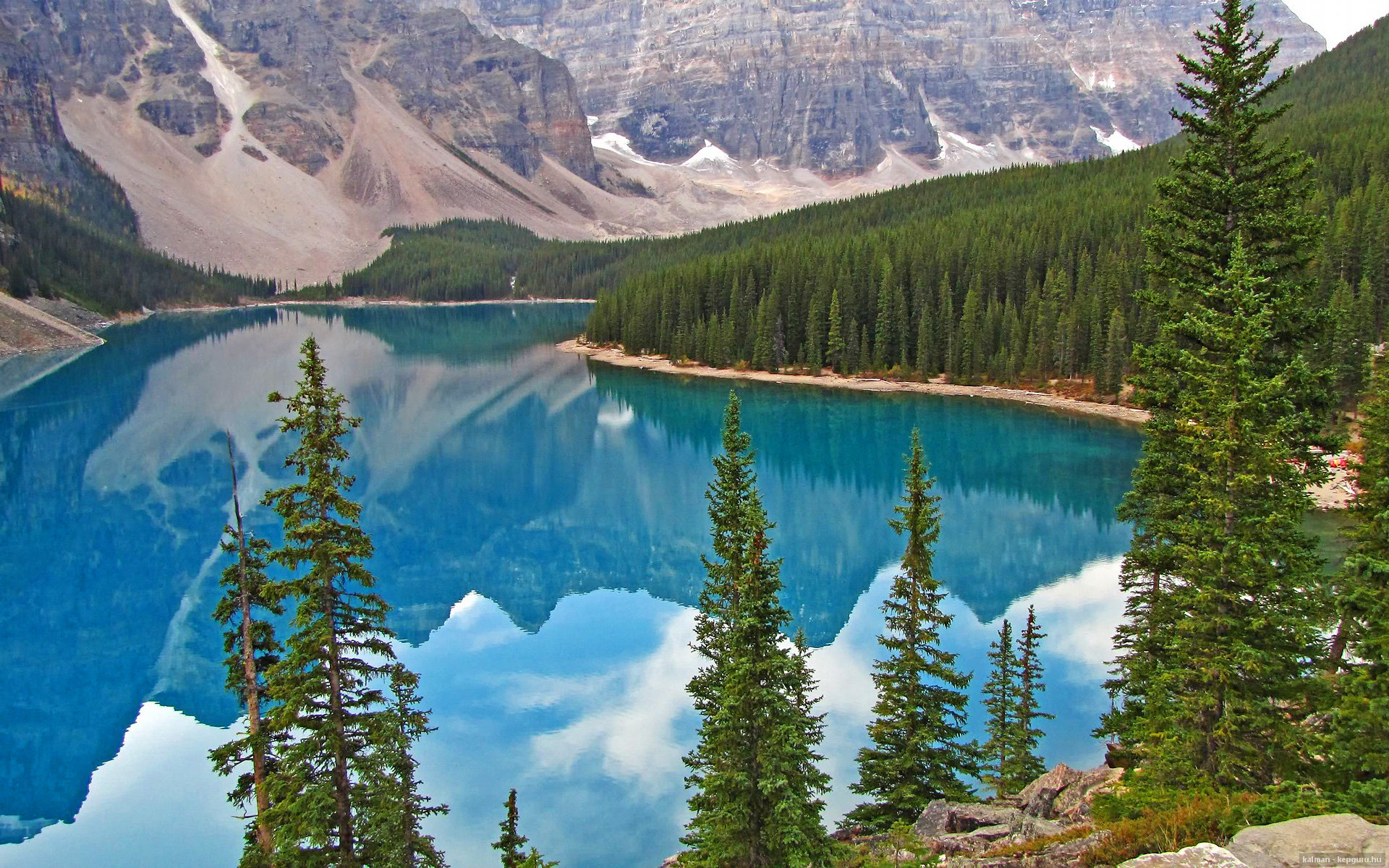 尼尔·巴特尔在防守端的表现，帮助袋鼠队立足橄榄球冠军赛，巴特尔防守奥尼尔视频